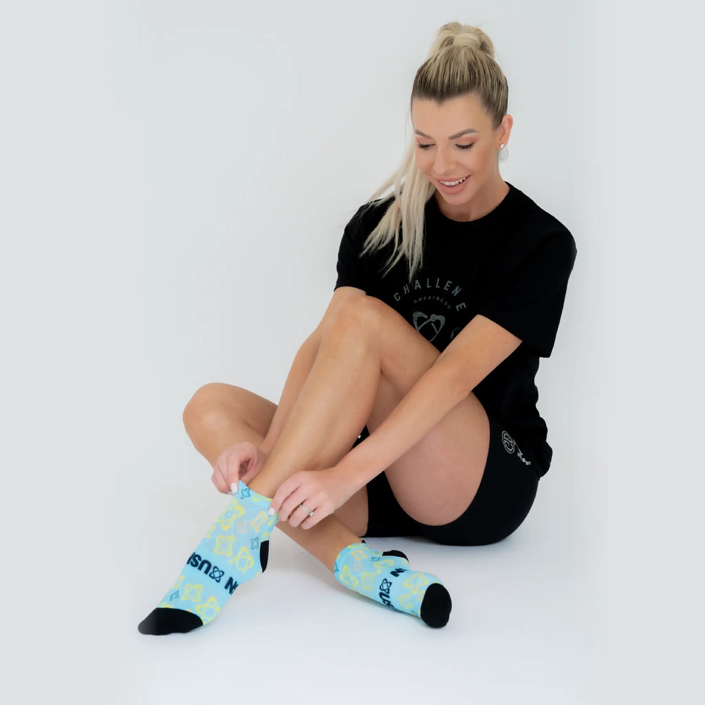 Tab Seamless Socks